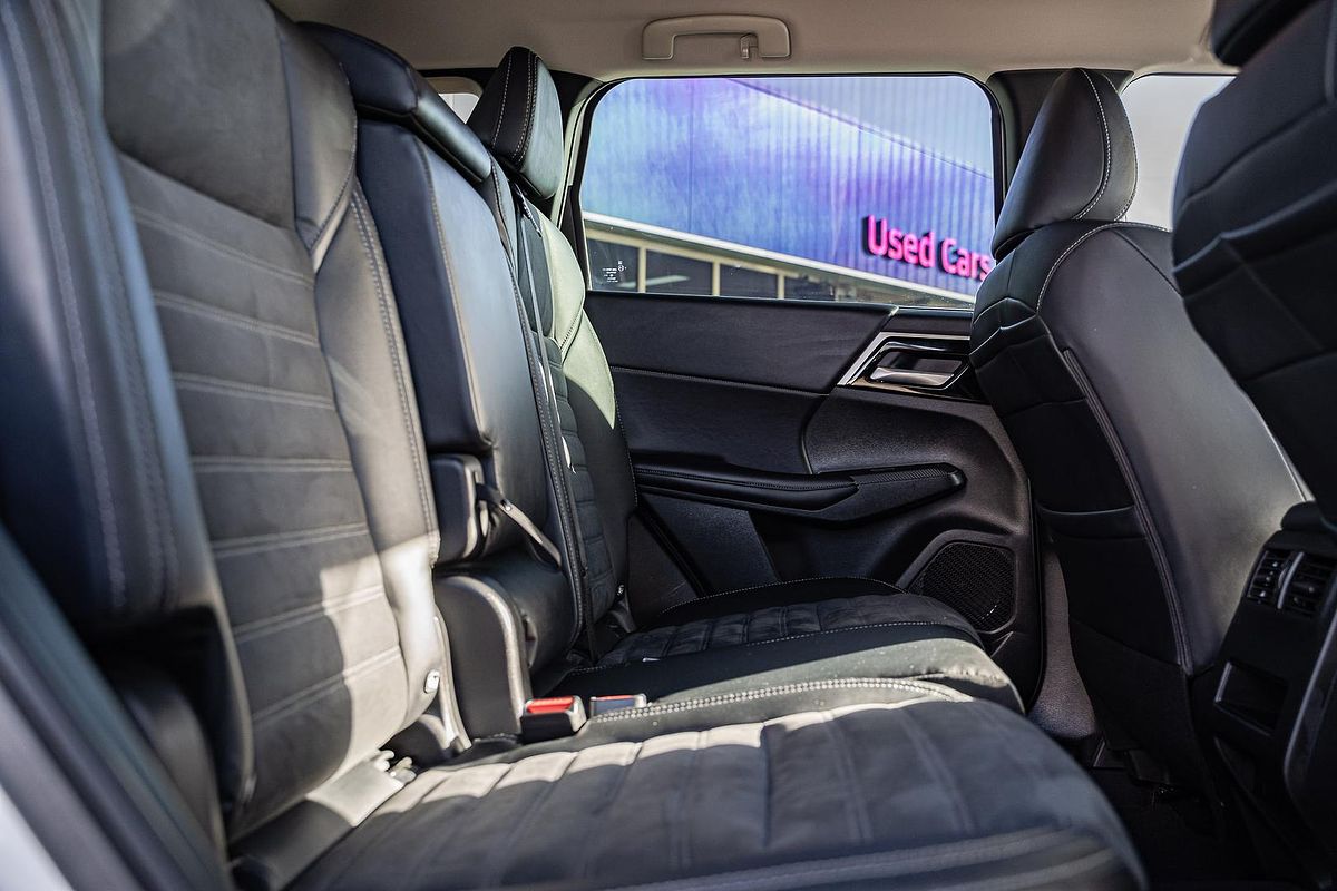2023 Mitsubishi Outlander Aspire ZM