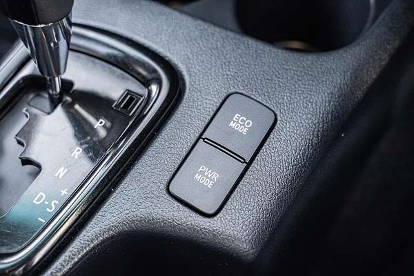 2020 Toyota Hilux Rugged X GUN126R 4X4