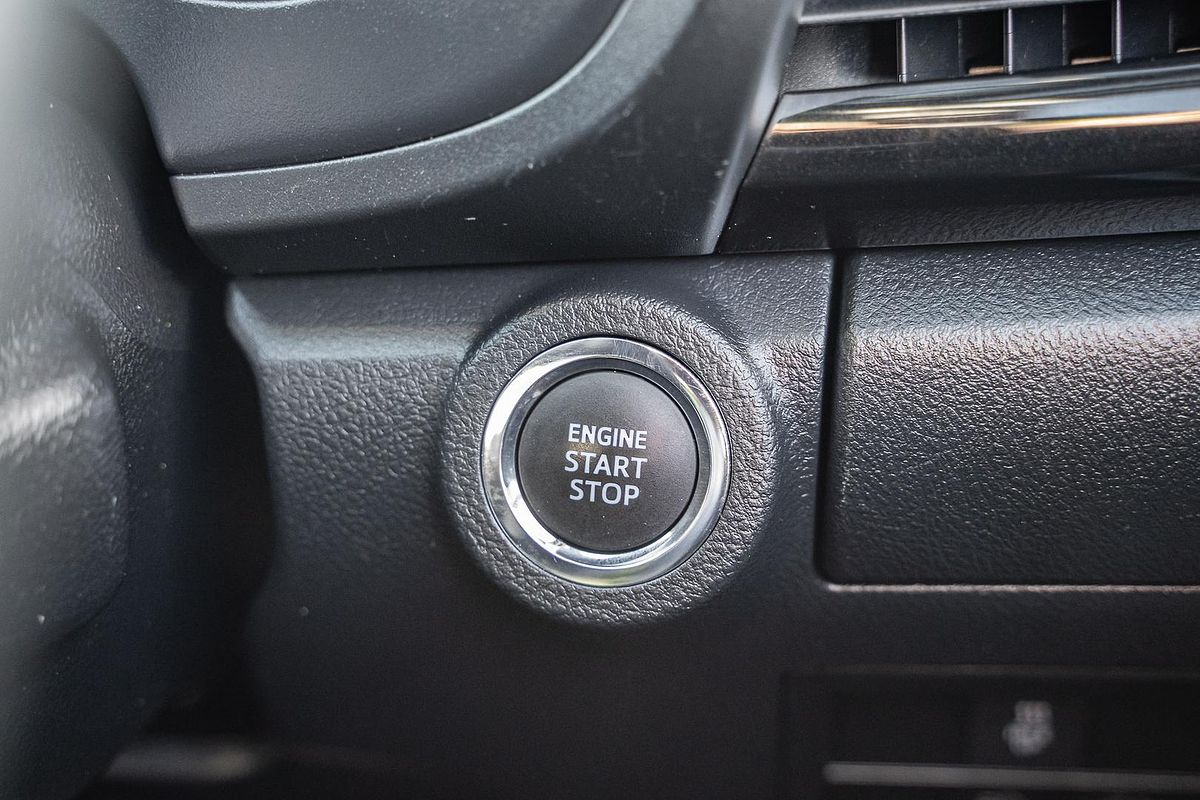 2020 Toyota Hilux Rugged X GUN126R 4X4