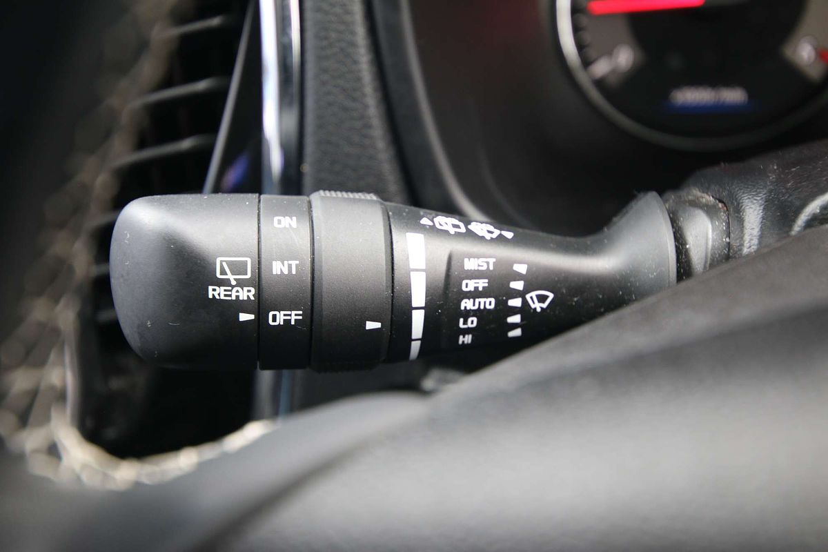 2023 Isuzu MU-X LS-T
