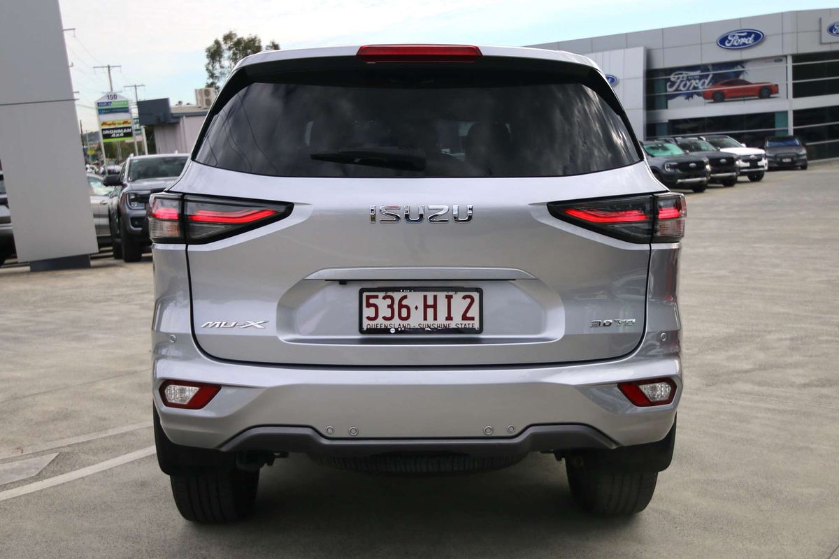 2023 Isuzu MU-X LS-T