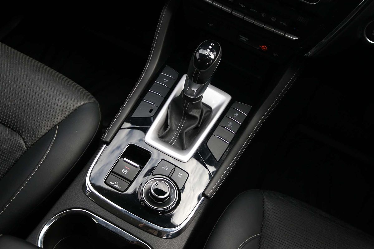 2023 Isuzu MU-X LS-T