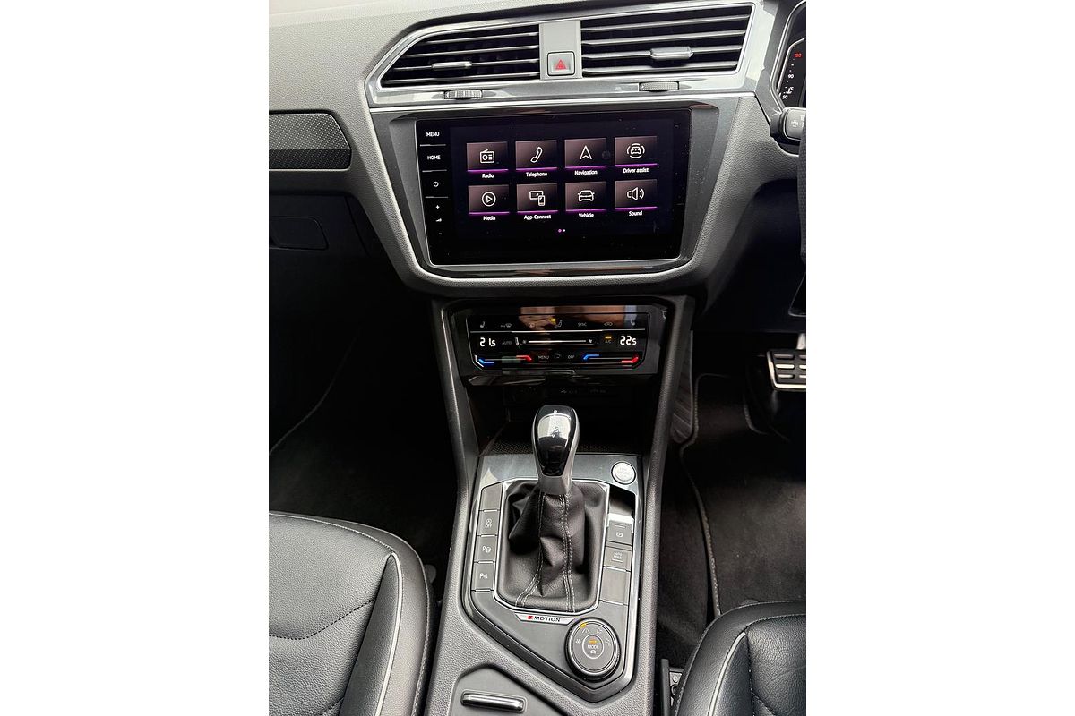 2023 Volkswagen Tiguan 162TSI R-Line 5N