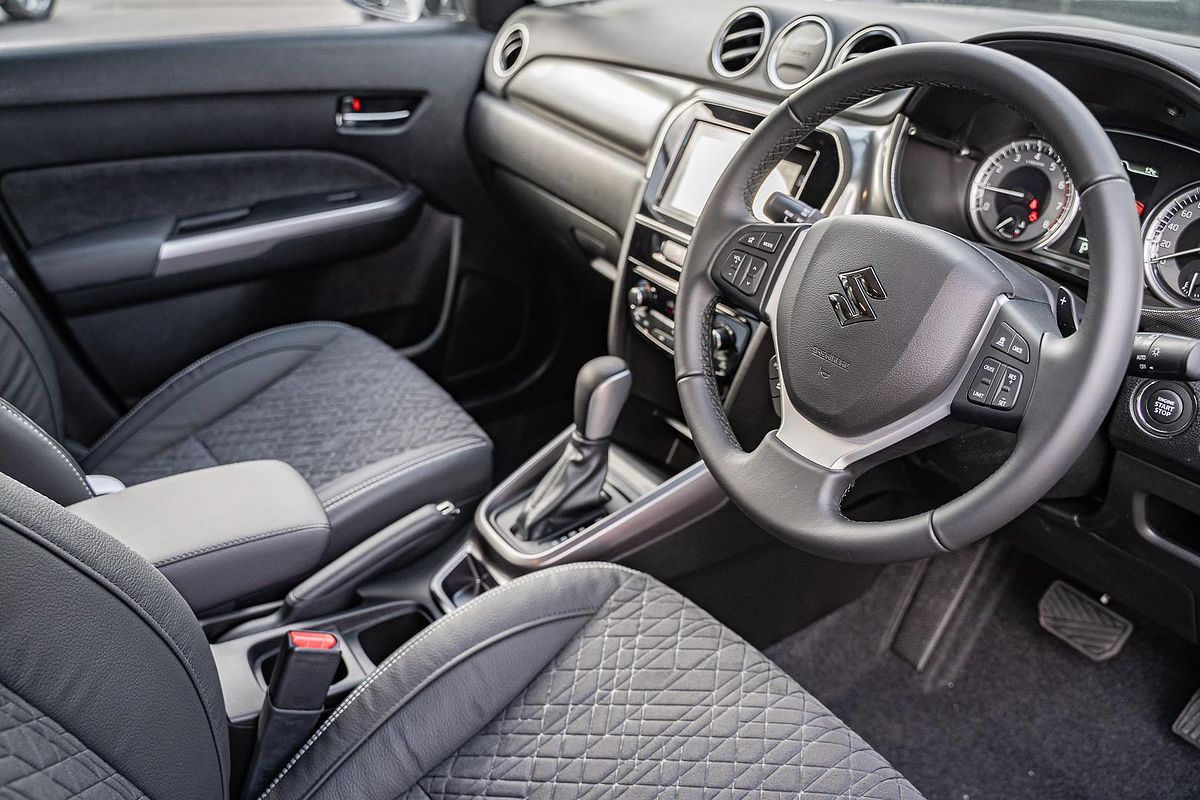 2024 Suzuki Vitara Turbo LY Series II