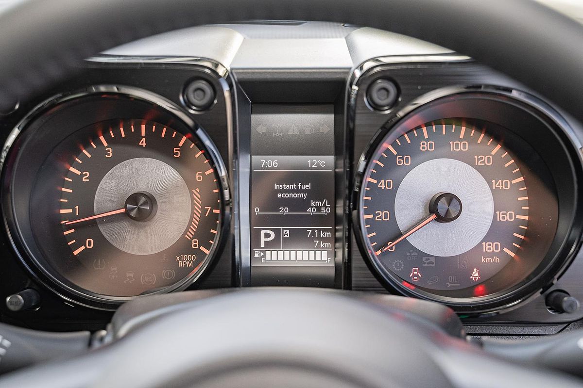 2025 Suzuki Jimny GLX GJ