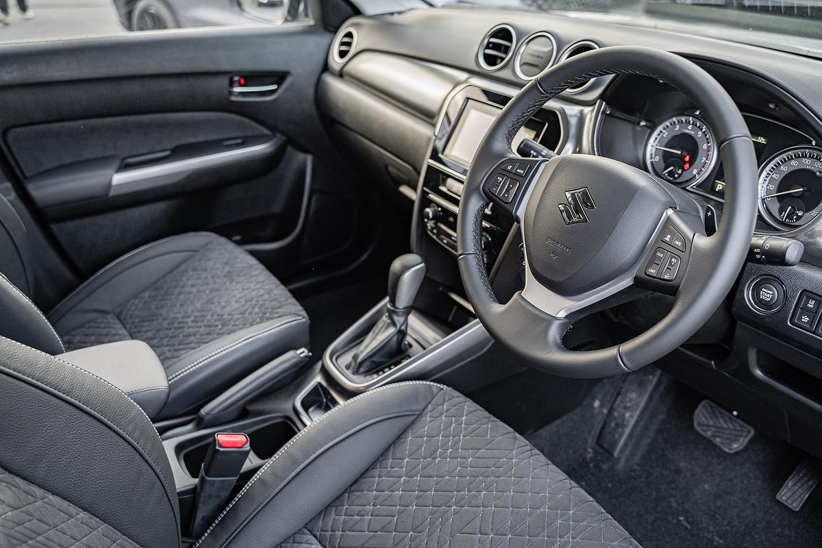 2023 Suzuki Vitara Turbo LY Series II