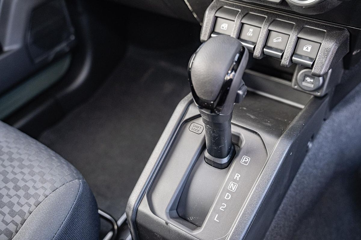 2025 Suzuki Jimny GLX GJ