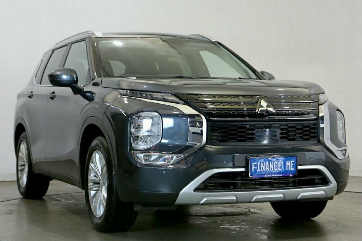 2024 Mitsubishi Outlander LS ZM