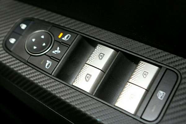 2024 Mitsubishi Outlander LS ZM