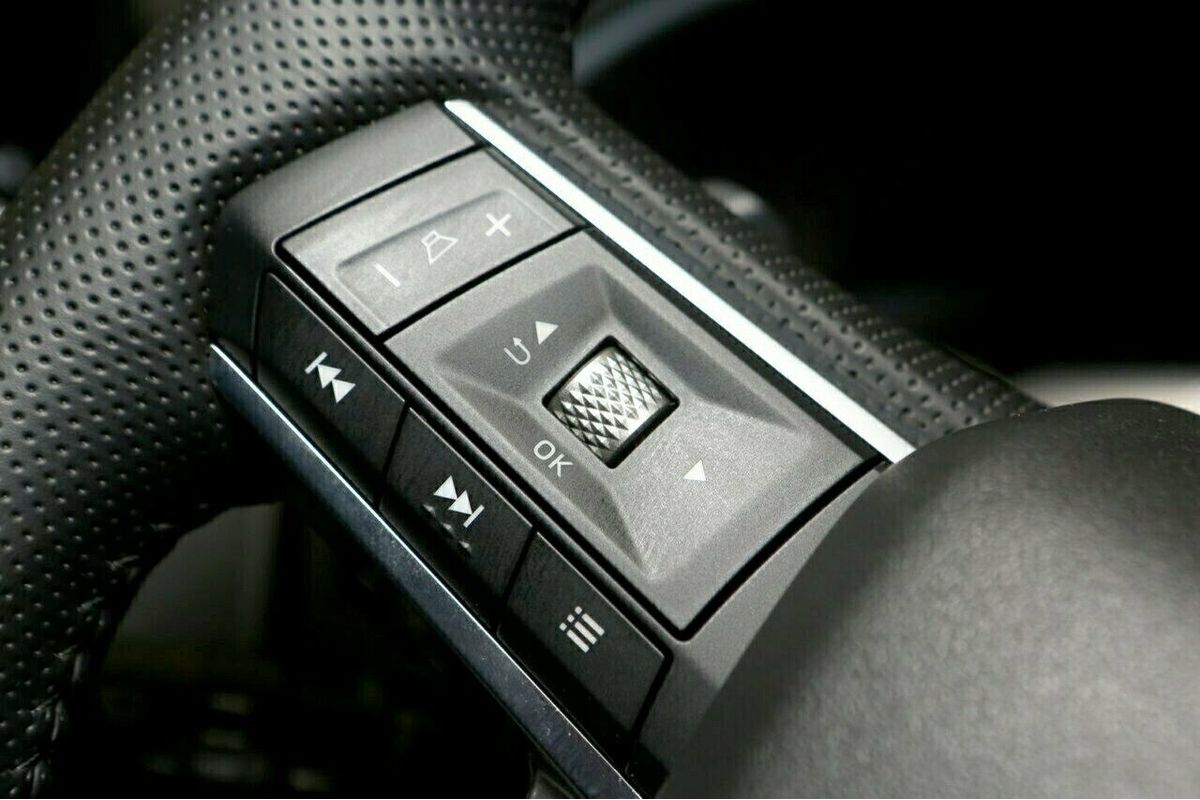 2024 Mitsubishi Outlander LS ZM