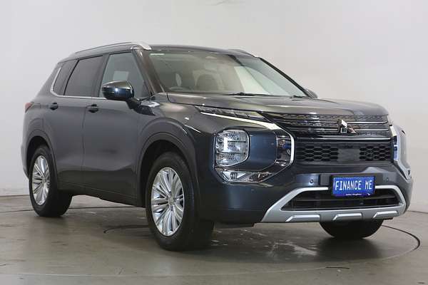 2024 Mitsubishi Outlander LS ZM