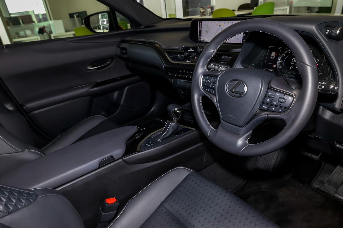 2021 Lexus UX UX200 Luxury MZAA10R