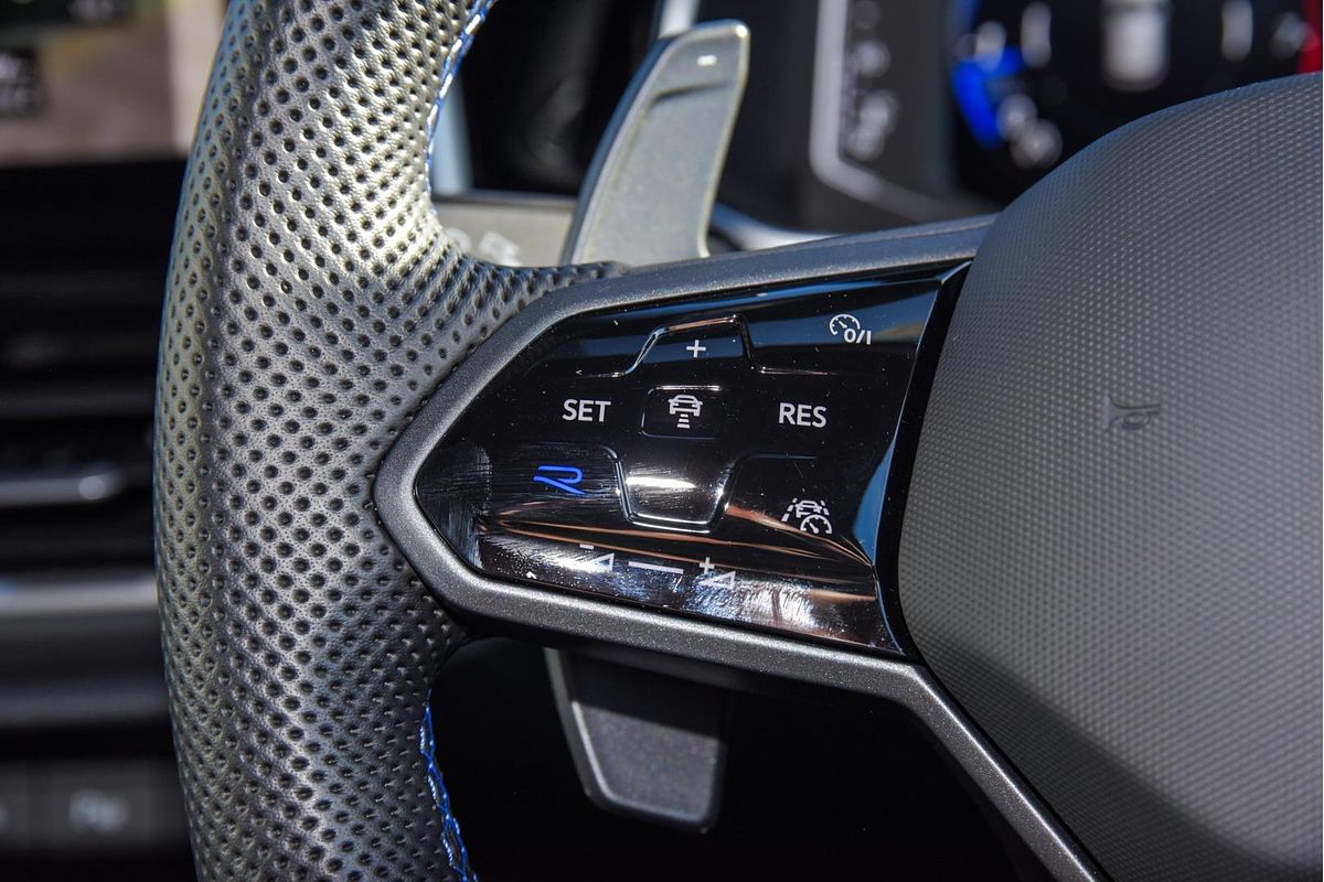 2022 Volkswagen T-Roc R Grid Edition D11