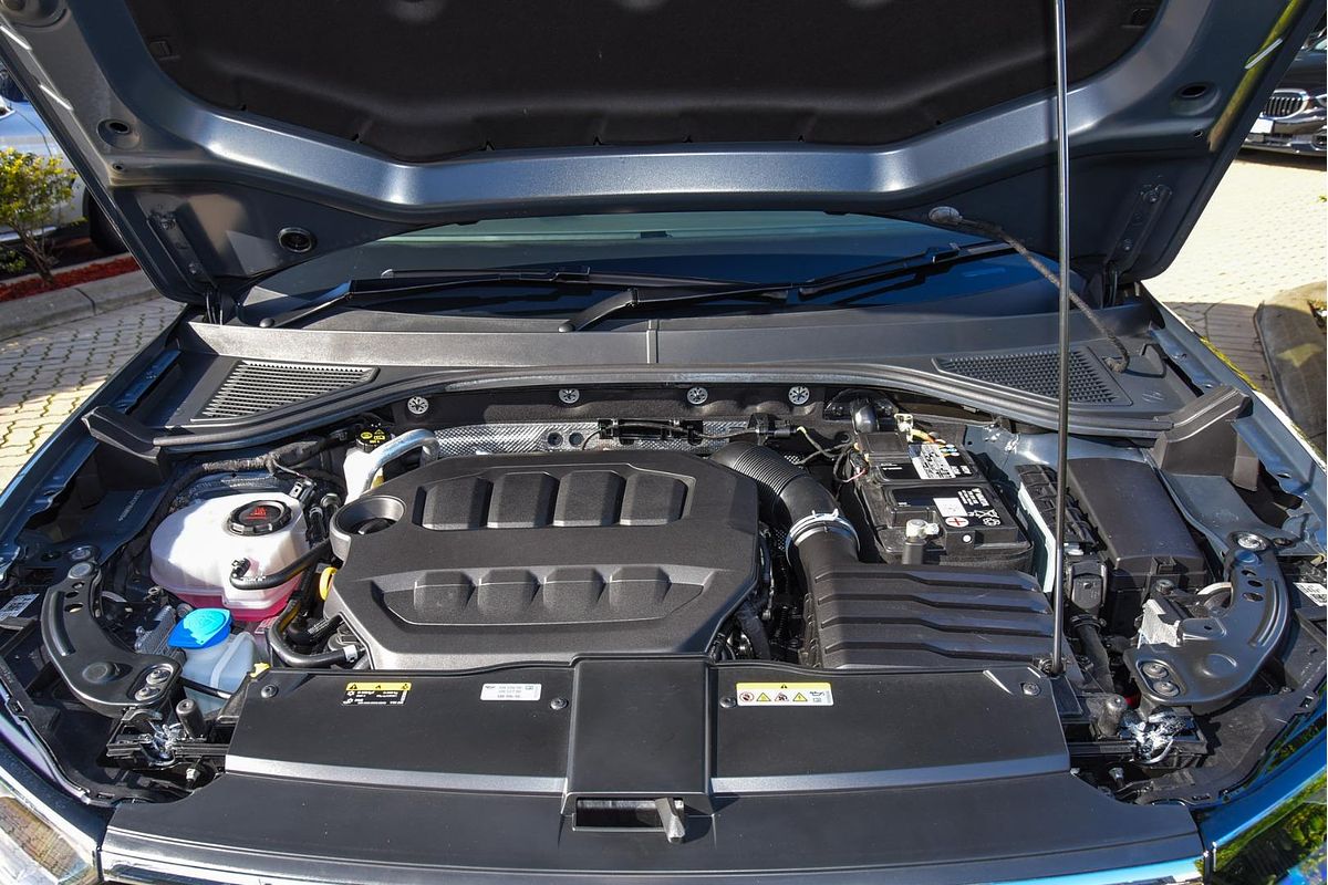 2022 Volkswagen T-Roc R Grid Edition D11