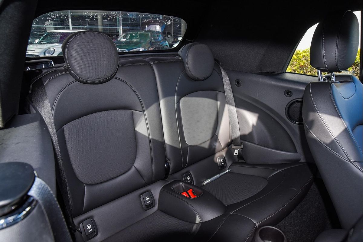 2021 MINI Convertible Cooper Classic F57 LCI