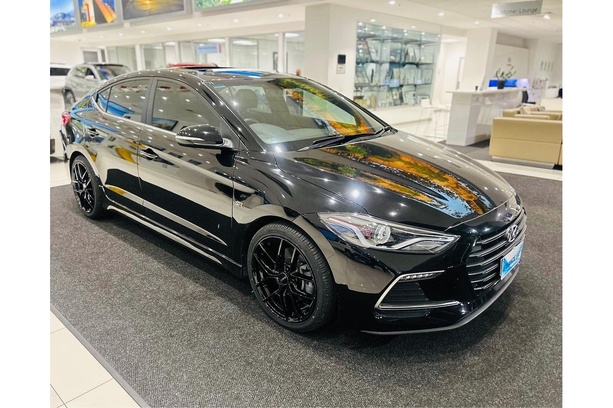 2017 Hyundai Elantra SR Turbo AD