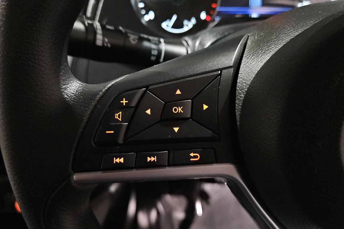 2021 Nissan Navara ST D23 4X4