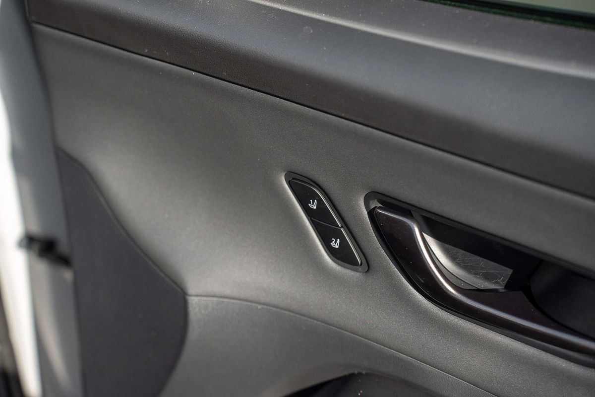 2024 Hyundai Kona Premium N Line SX2.V1