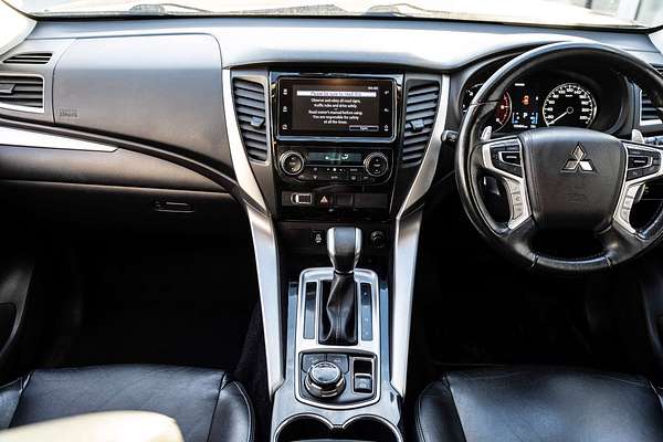 2016 Mitsubishi Pajero Sport GLS QE