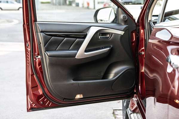 2016 Mitsubishi Pajero Sport GLS QE