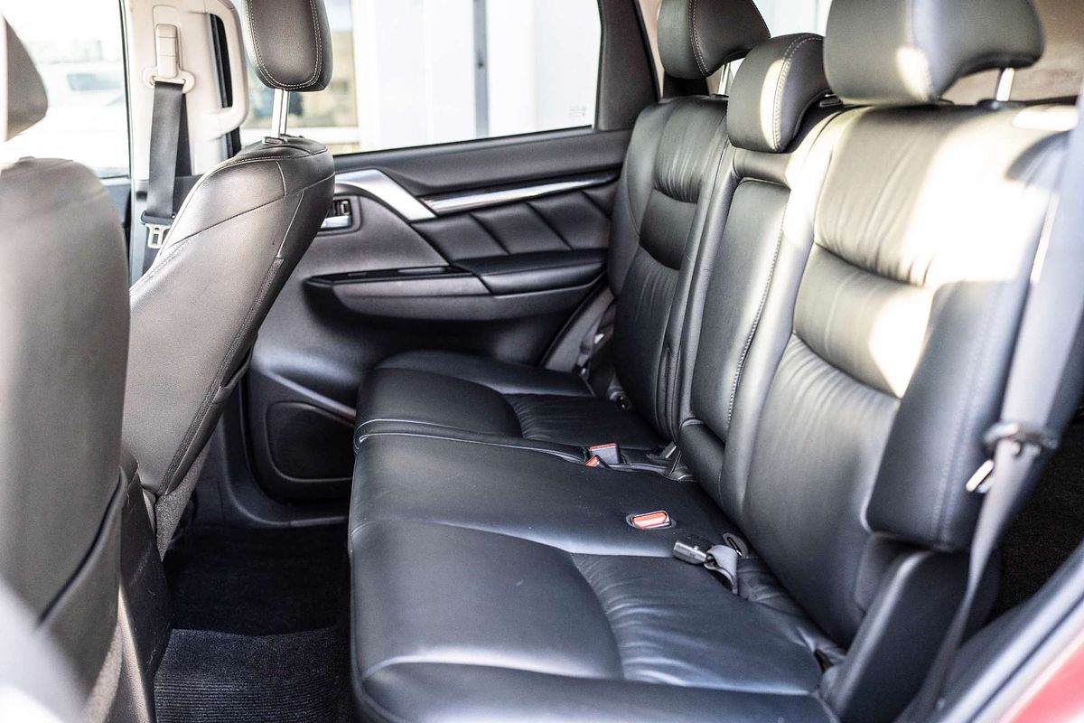 2016 Mitsubishi Pajero Sport GLS QE