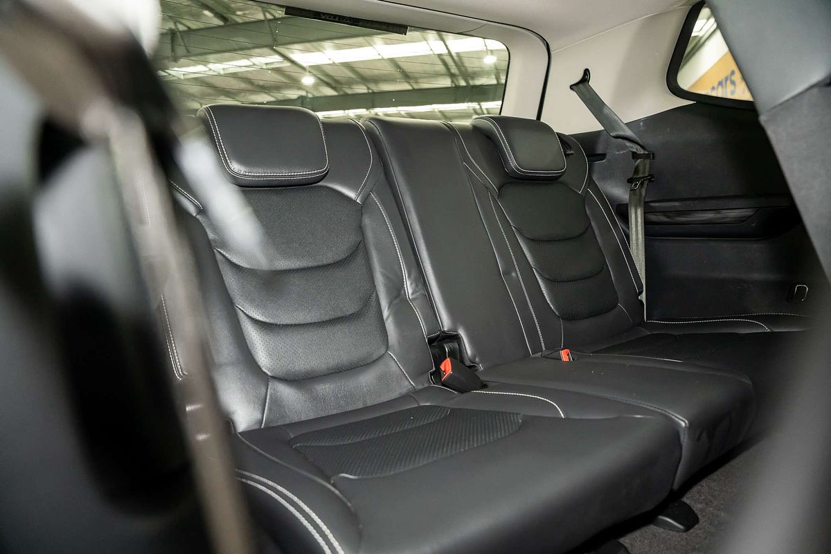 2022 LDV D90 Executive SV9A