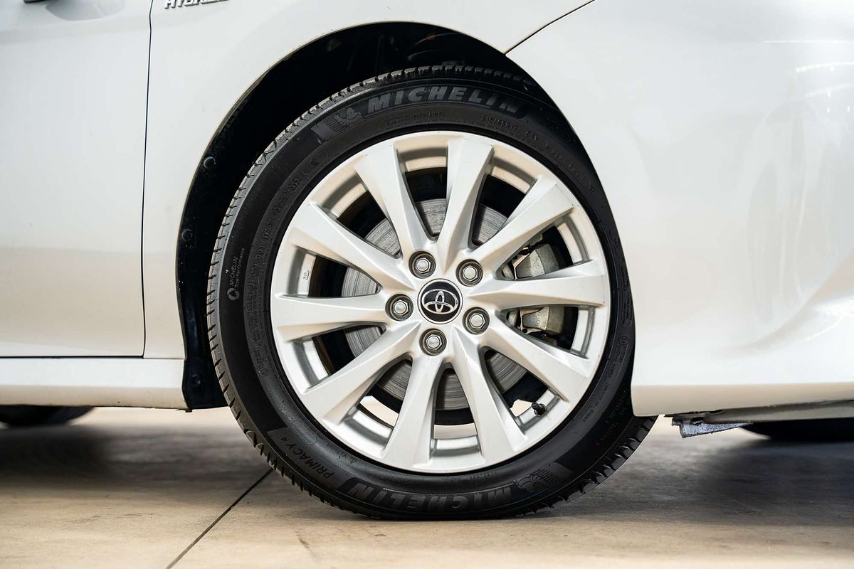 2019 Toyota Camry Ascent AXVH71R