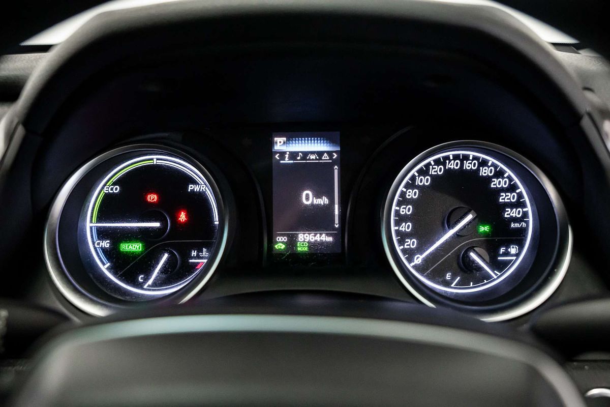 2019 Toyota Camry Ascent AXVH71R