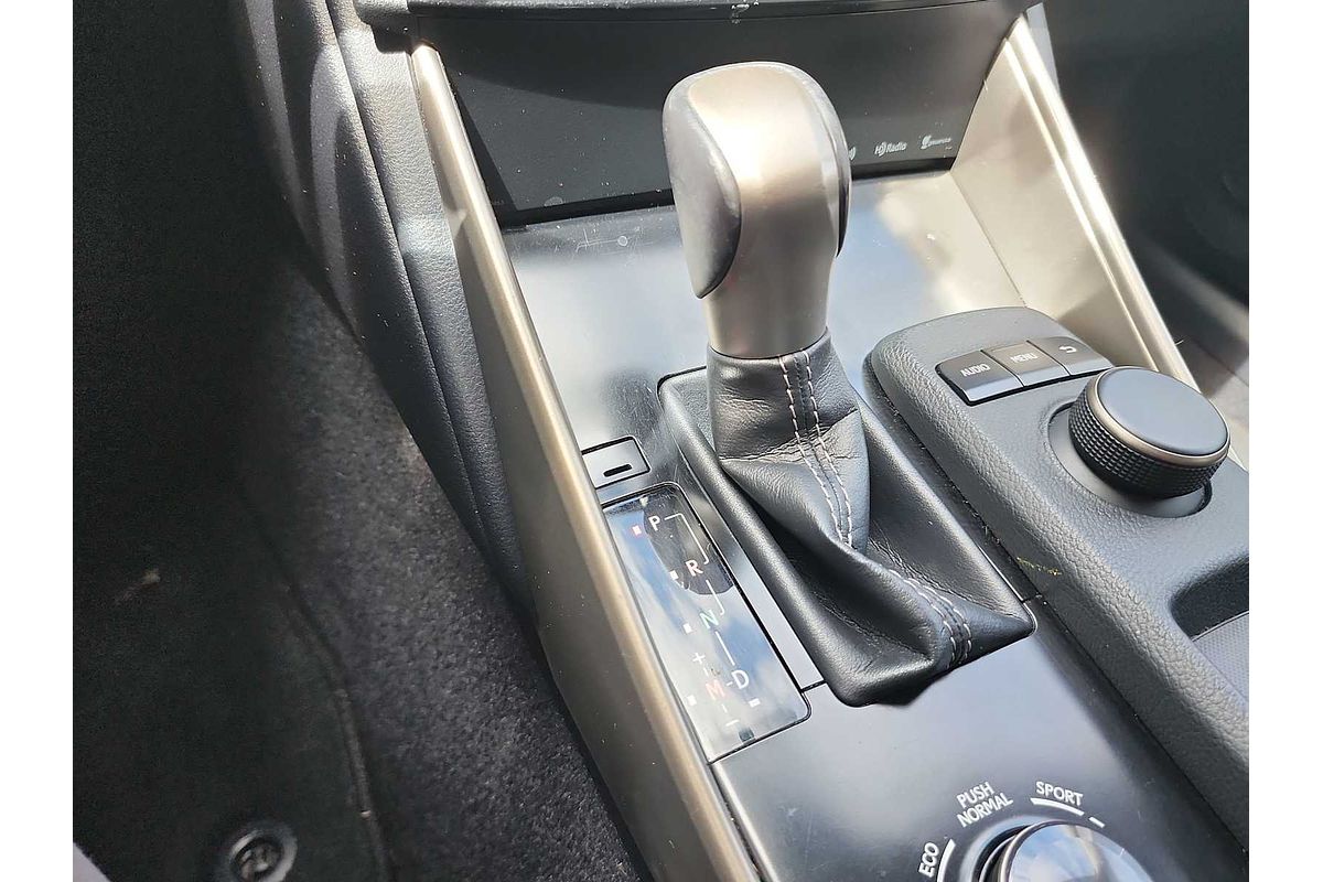 2014 Lexus IS