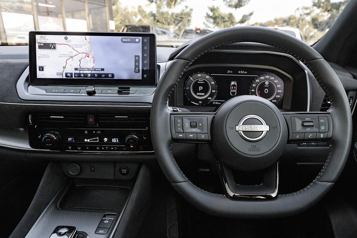 2025 Nissan QASHQAI N-DESIGN e-POWER J12