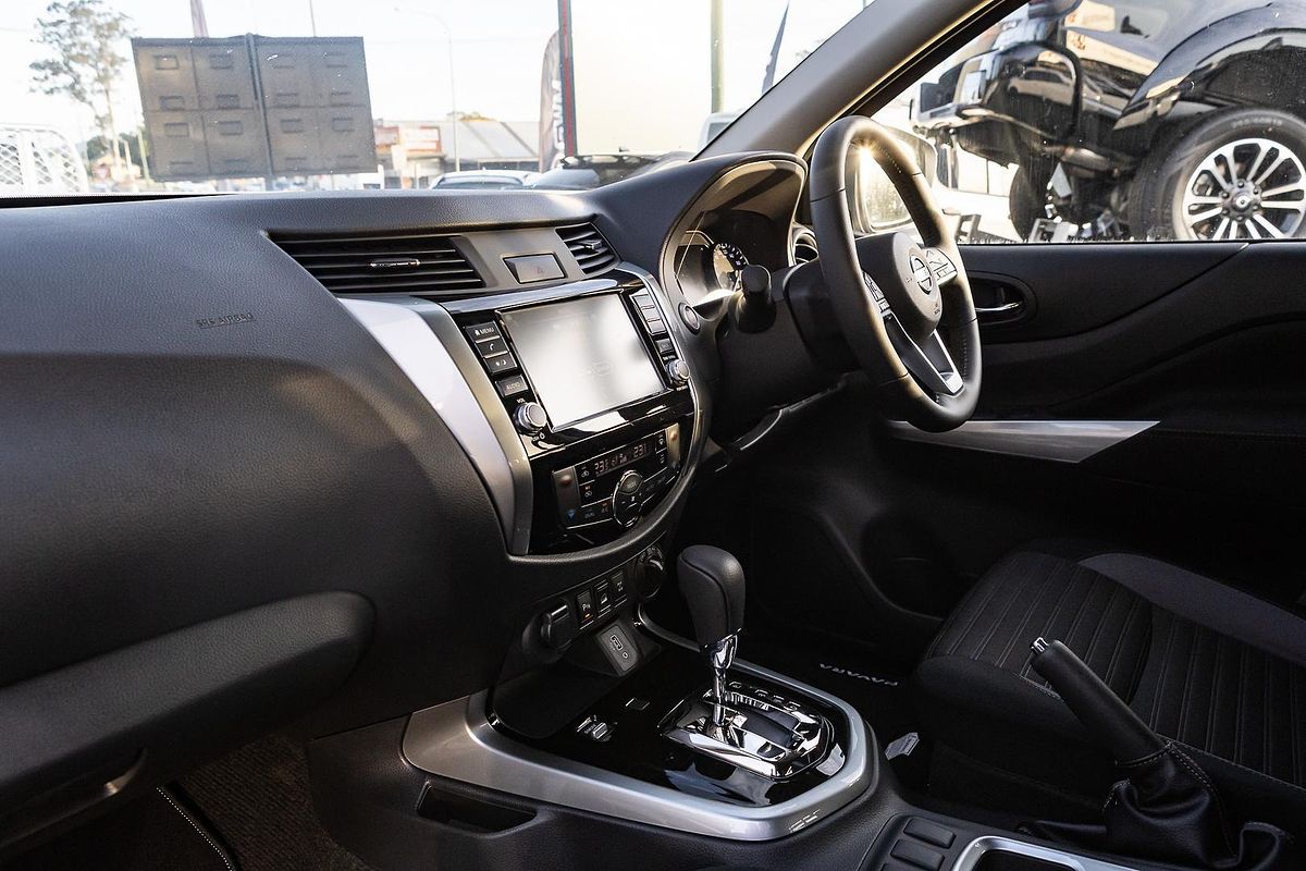2025 Nissan Navara ST-X D23 4X4