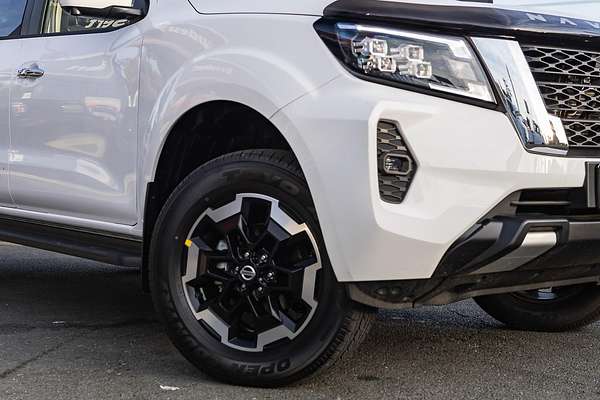 2025 Nissan Navara ST-X D23 4X4
