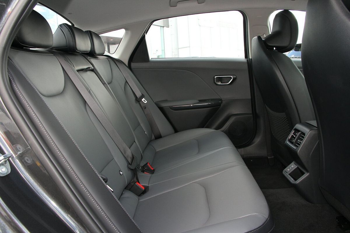 2025 Kia K4 Sport+ CL4m