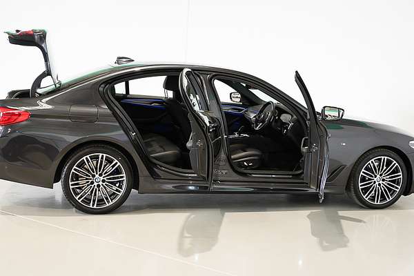 2019 BMW 5 Series 530d M Sport G30