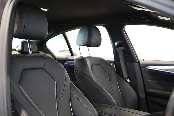 2019 BMW 5 Series 530d M Sport G30