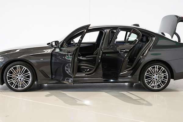 2019 BMW 5 Series 530d M Sport G30