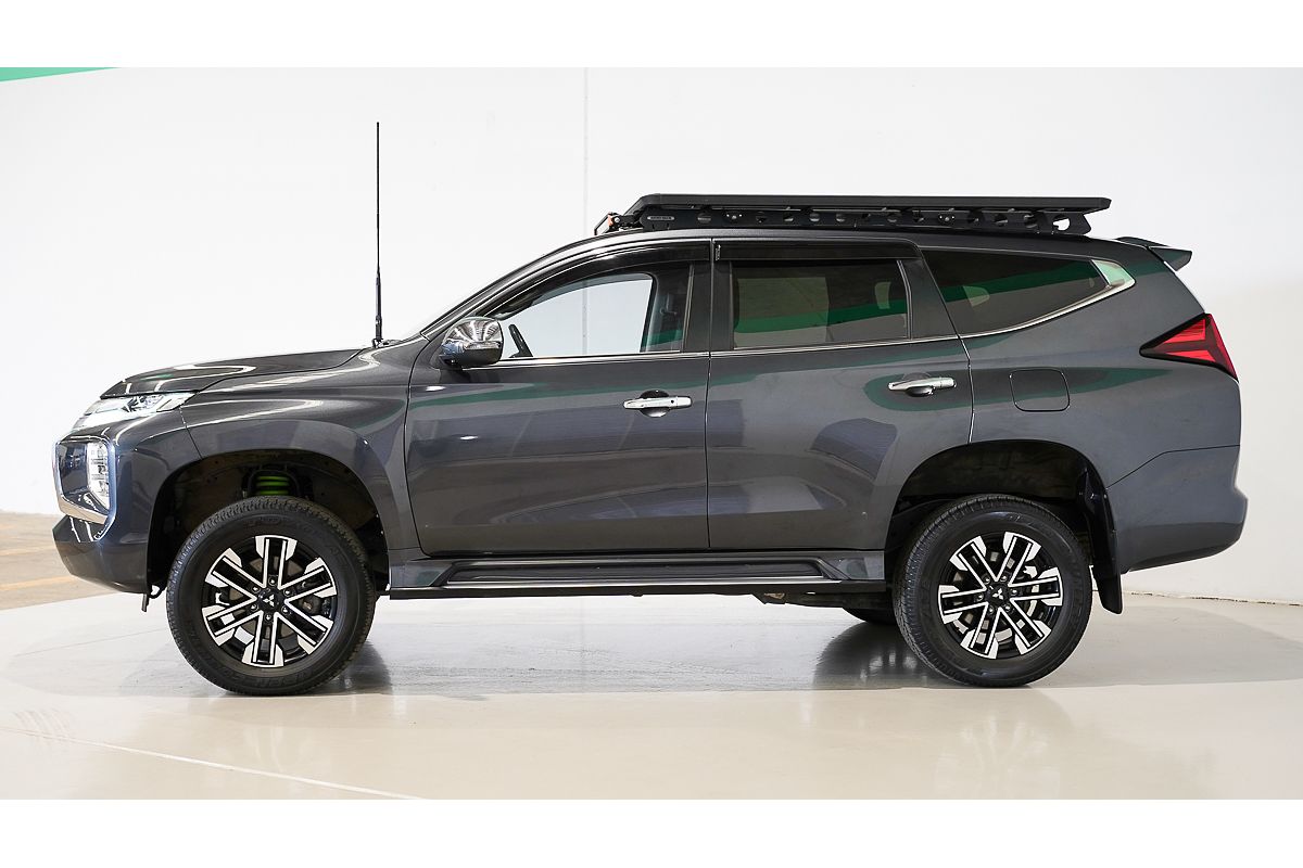 2022 Mitsubishi Pajero Sport GLS QF