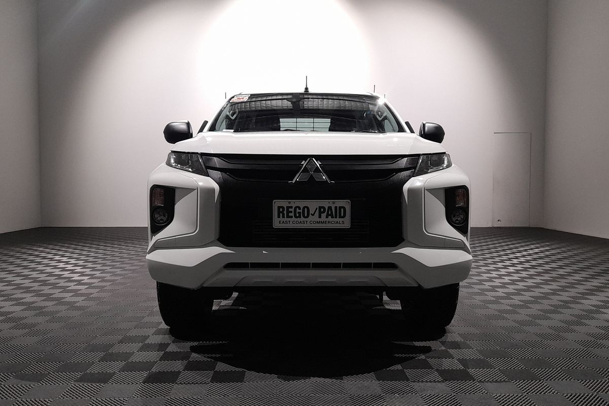 2021 Mitsubishi Triton GLX MR 4X4