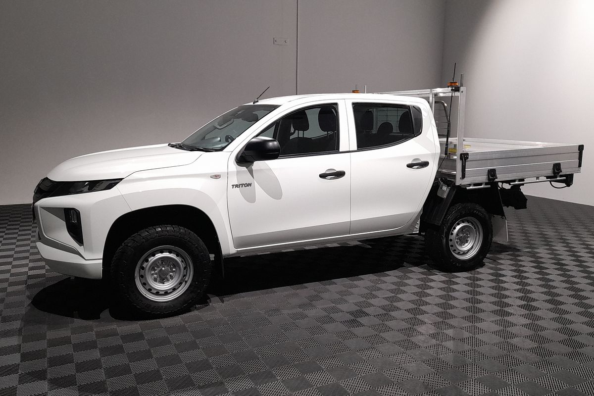2021 Mitsubishi Triton GLX MR 4X4