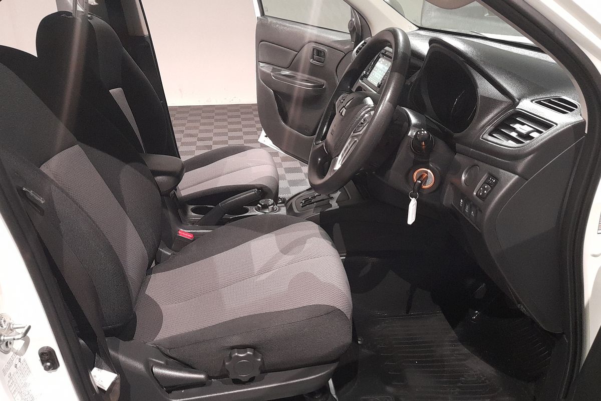 2021 Mitsubishi Triton GLX MR 4X4