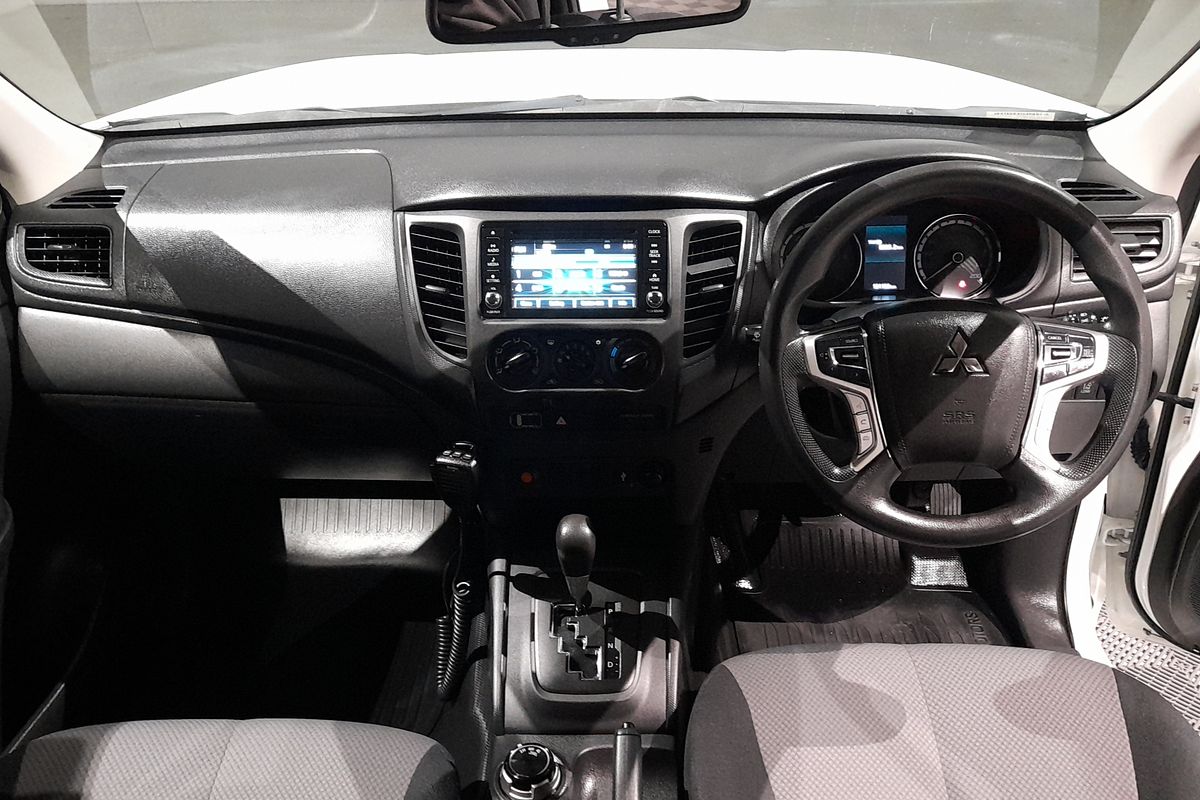 2021 Mitsubishi Triton GLX MR 4X4