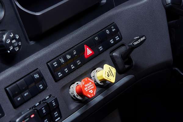 2024 Freightliner Cascadia 126