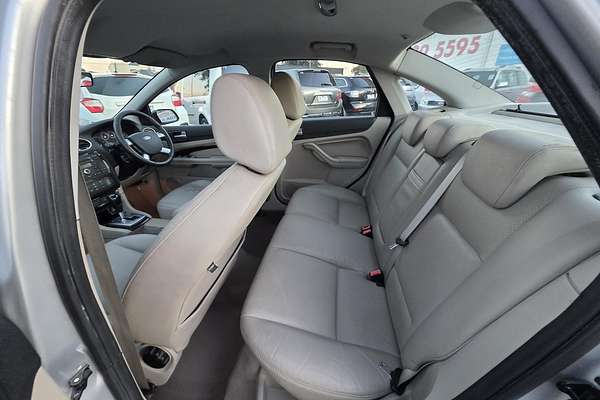 2006 Ford Focus Ghia LS