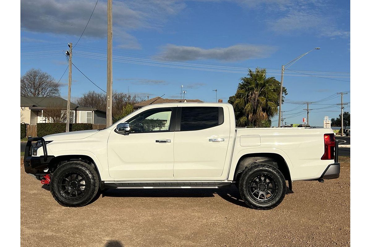2024 Mitsubishi Triton GLS MV 4X4
