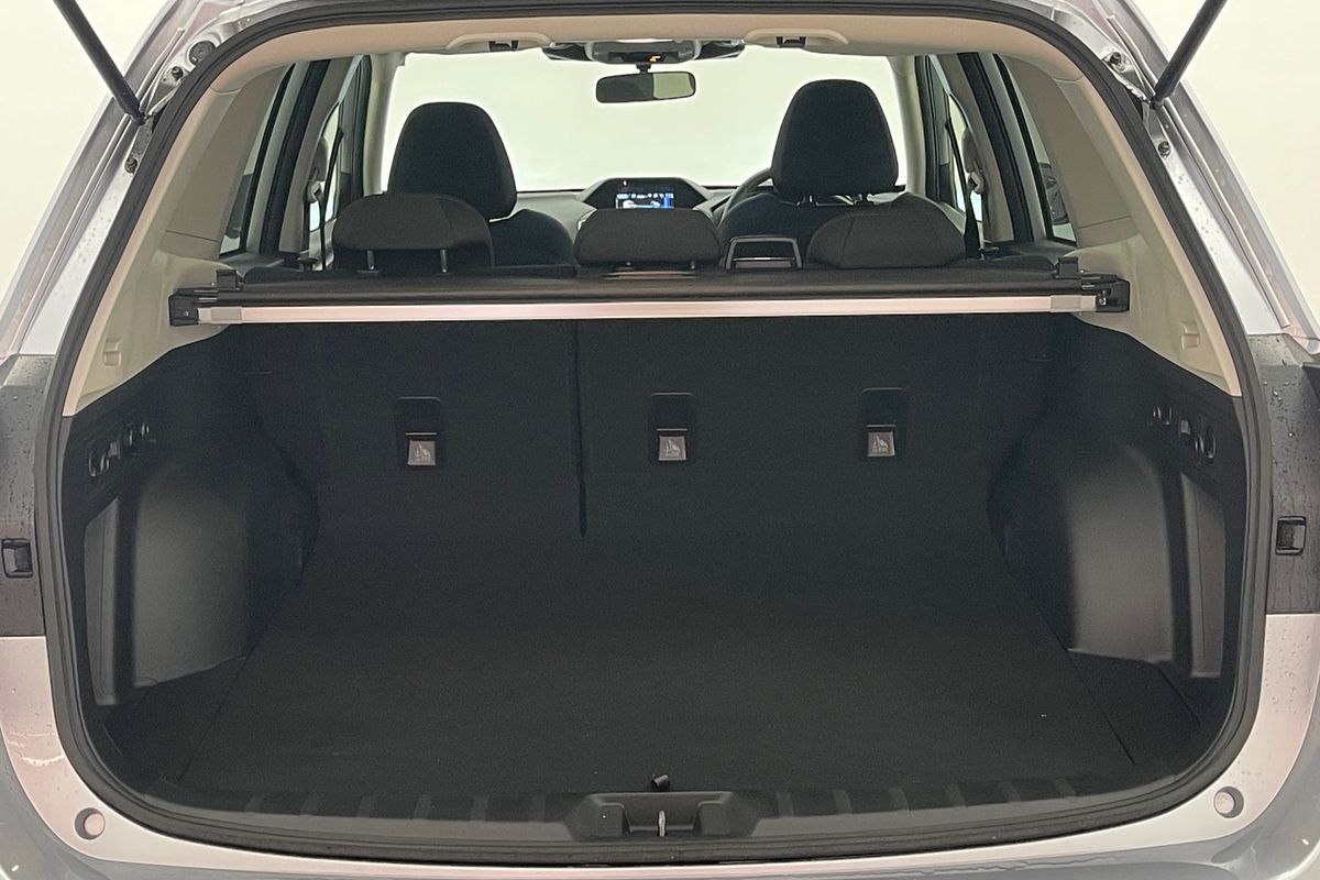 2025 Subaru Forester Hybrid L S5