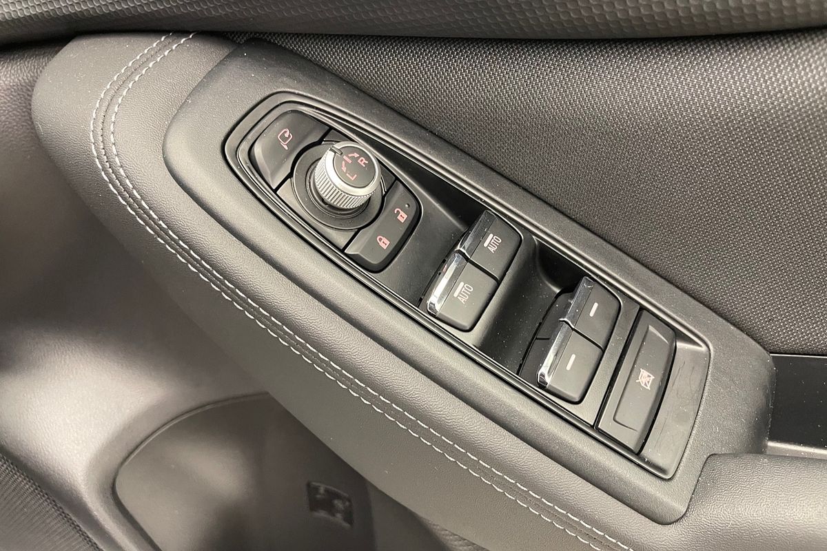 2025 Subaru Forester Hybrid L S5