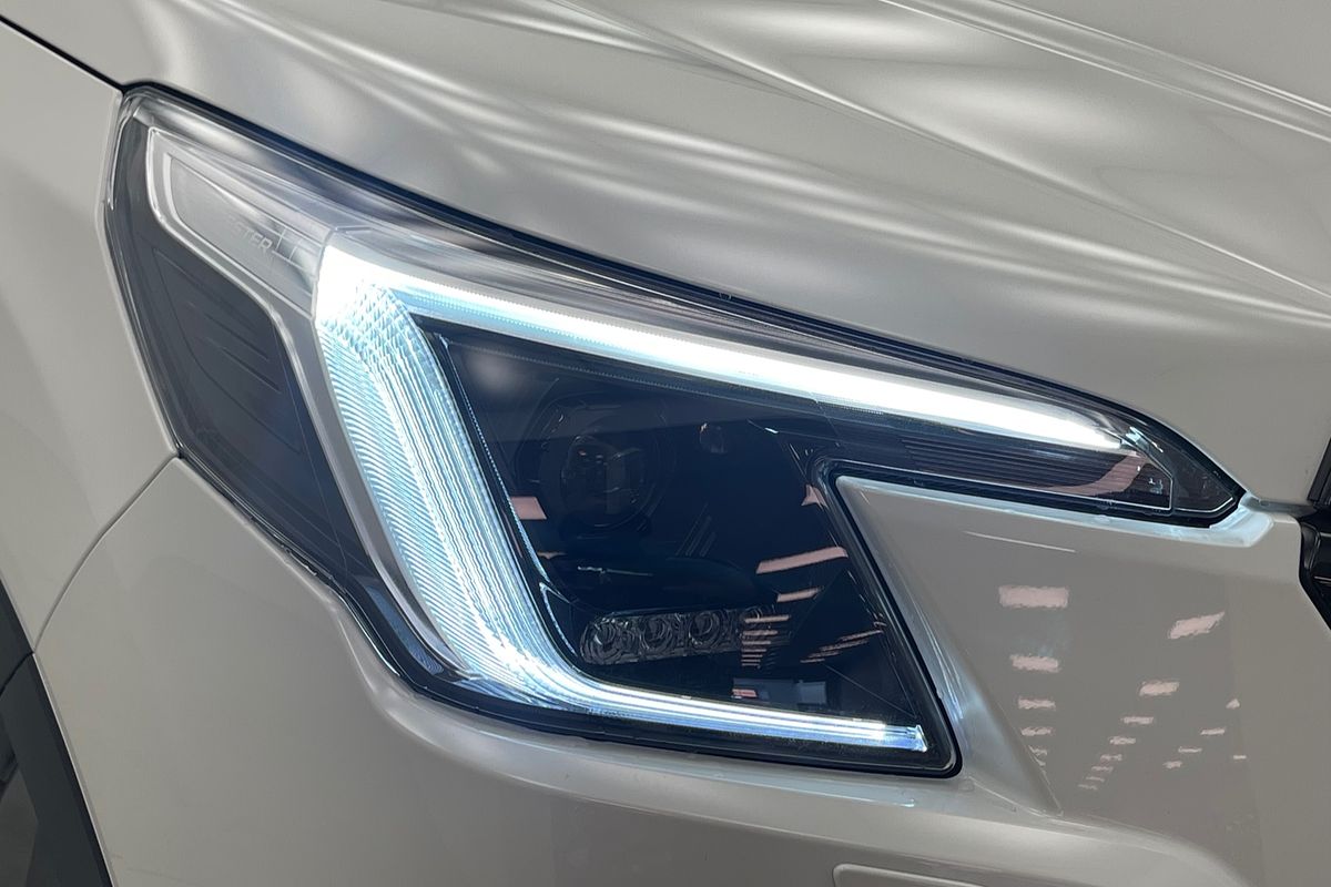 2025 Subaru Forester STI Sport S5