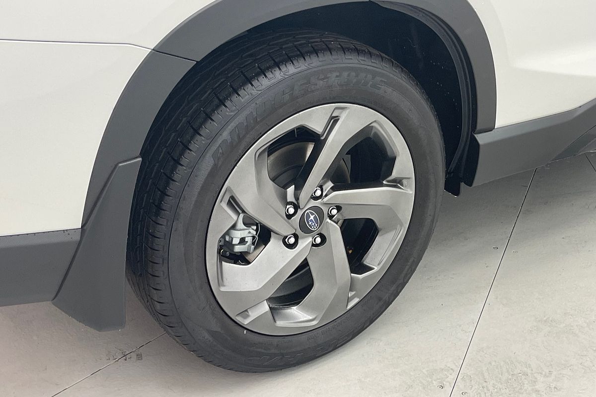2025 Subaru Forester STI Sport S5