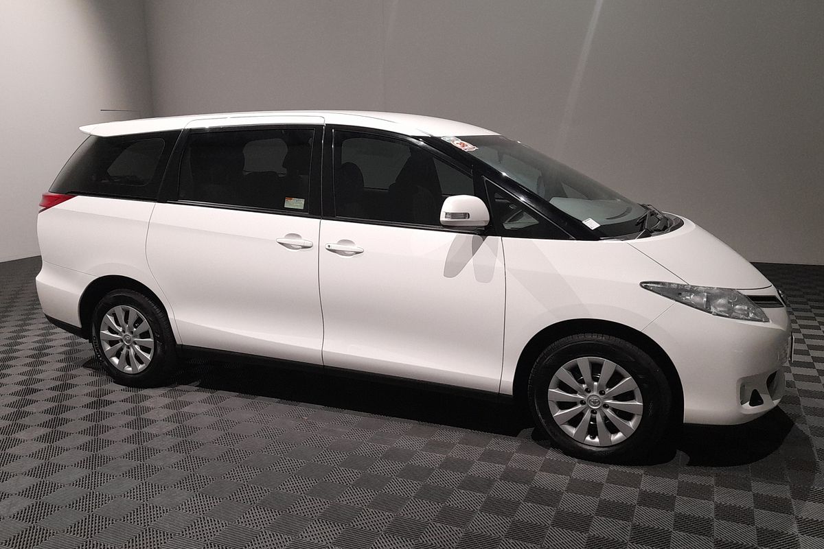 2018 Toyota Tarago GLi ACR50R