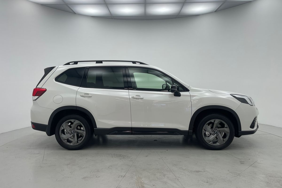 2025 Subaru Forester STI Sport S5